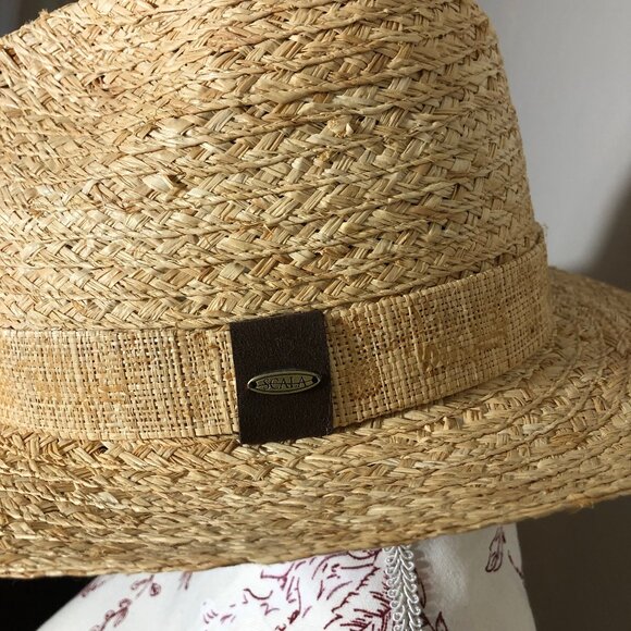 Scala Straw Fedora Hat | Timeless Fall Sophistication - Picture 5 of 9